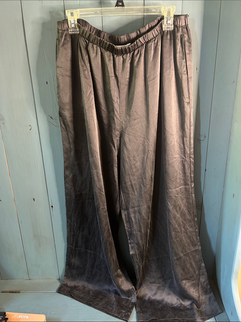 Banana Republic Wide-Leg Satin Women’s Pants in Charcoal Gray | Size XL